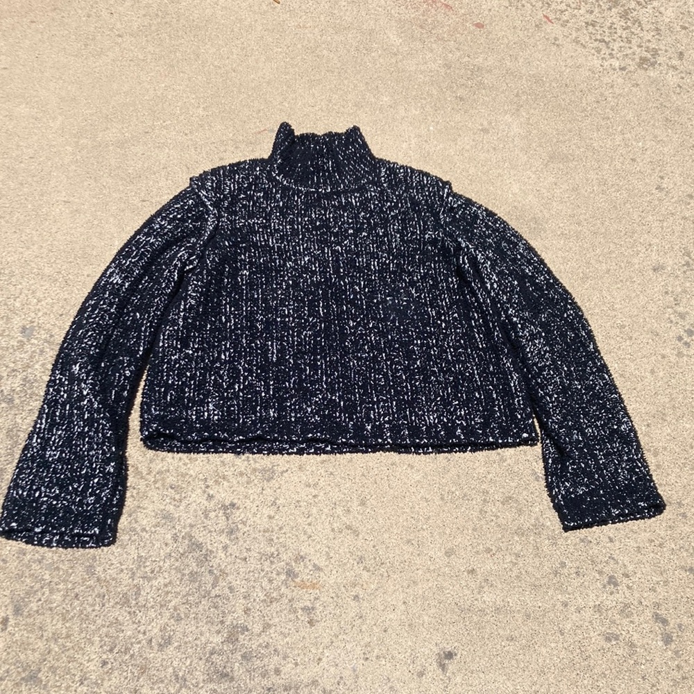 Steve Madden sweater